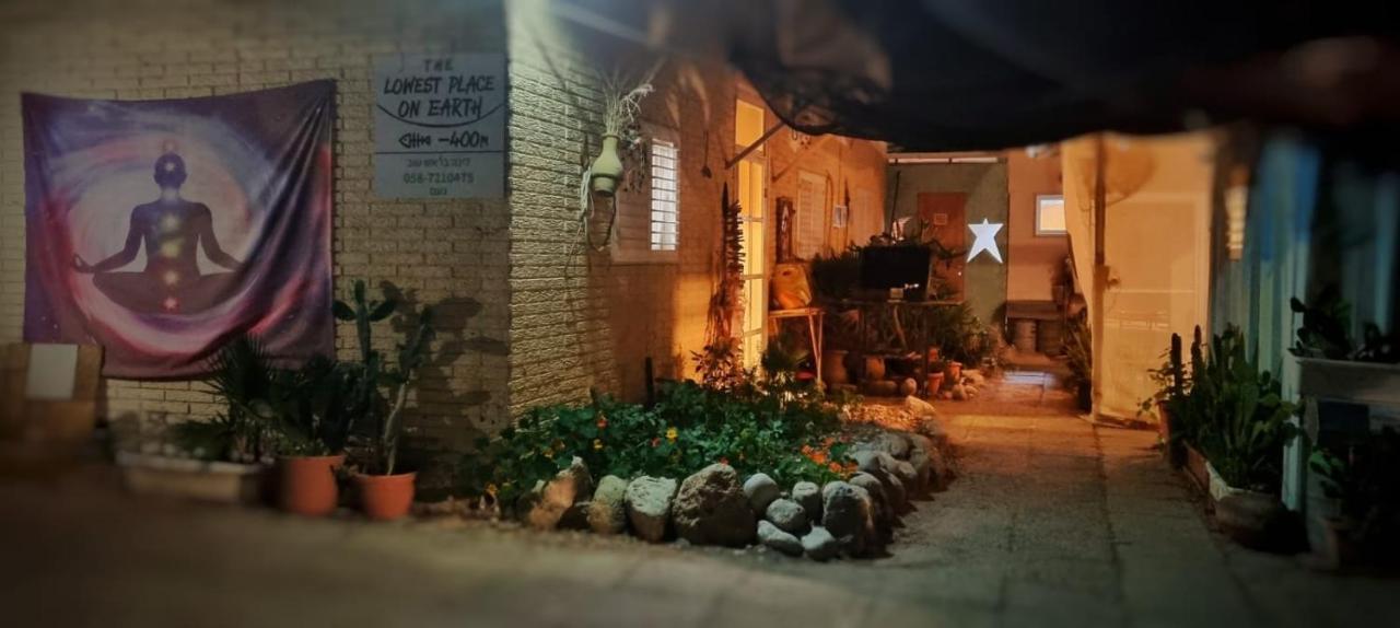 The Lowest Place On Earth B&B Neot HaKikar Екстер'єр фото