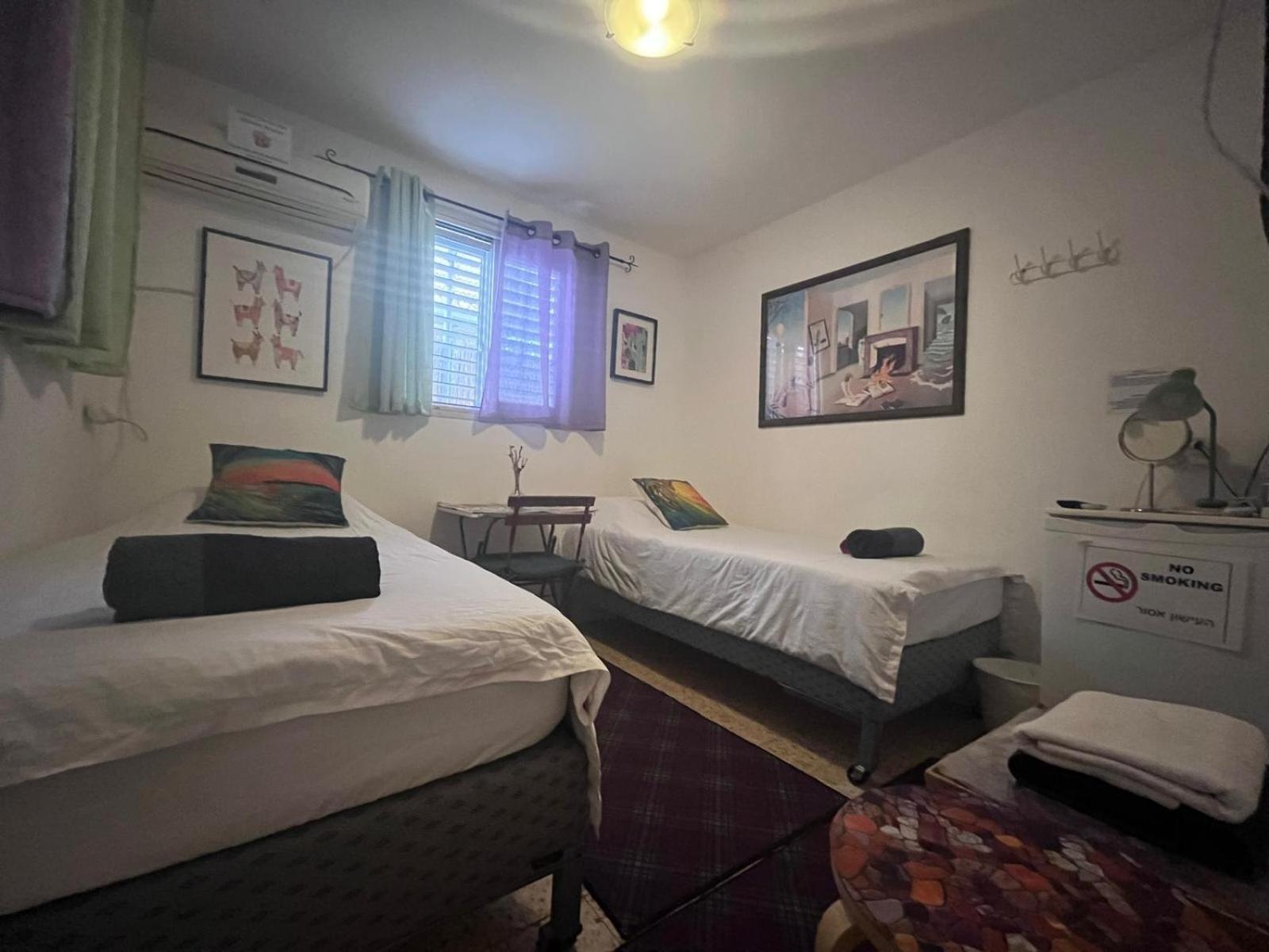 The Lowest Place On Earth B&B Neot HaKikar Екстер'єр фото
