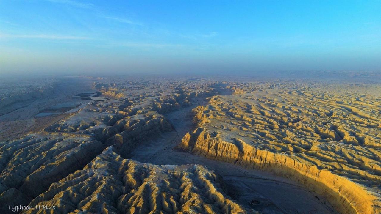 The Lowest Place On Earth B&B Neot HaKikar Екстер'єр фото